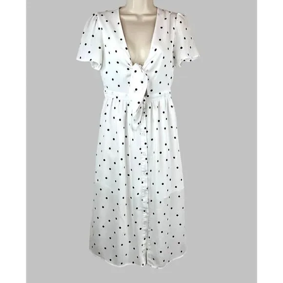 EVERLY Polka Dot Dress in White and Black Size Small - Picture 3 of 13